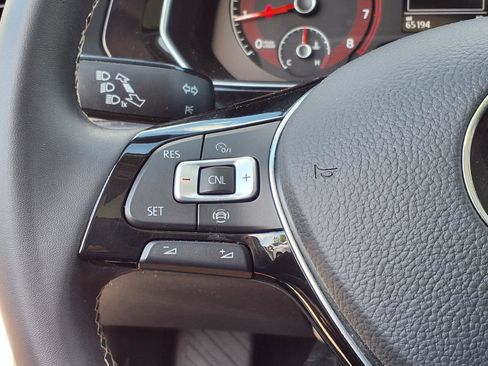 Used 2021 Volkswagen Jetta SE FWD image 19
