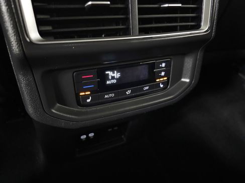 Used 2024 Volkswagen Atlas SEL Premium R-Line AWD/4WD image 35