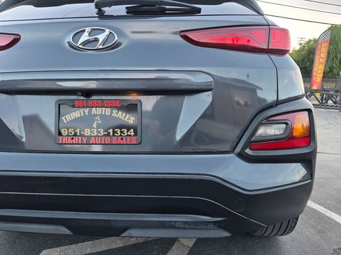 Used 2021 Hyundai Kona SEL w/ Cargo Package image 6