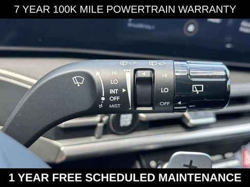 Used 2025 Hyundai Santa Fe SEL AWD/4WD image 27