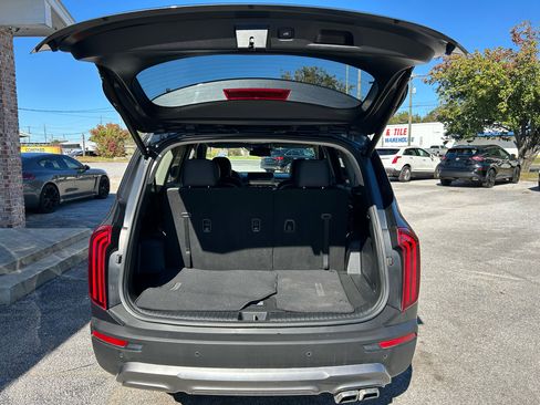 Used 2022 Kia Telluride EX w/ EX Premium Package image 45