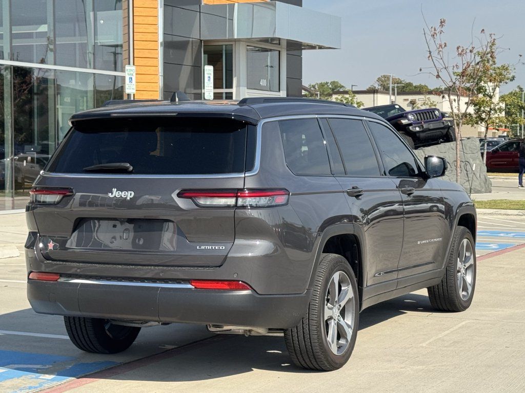 Used 2025 Jeep Grand Cherokee L Limited RWD image 4