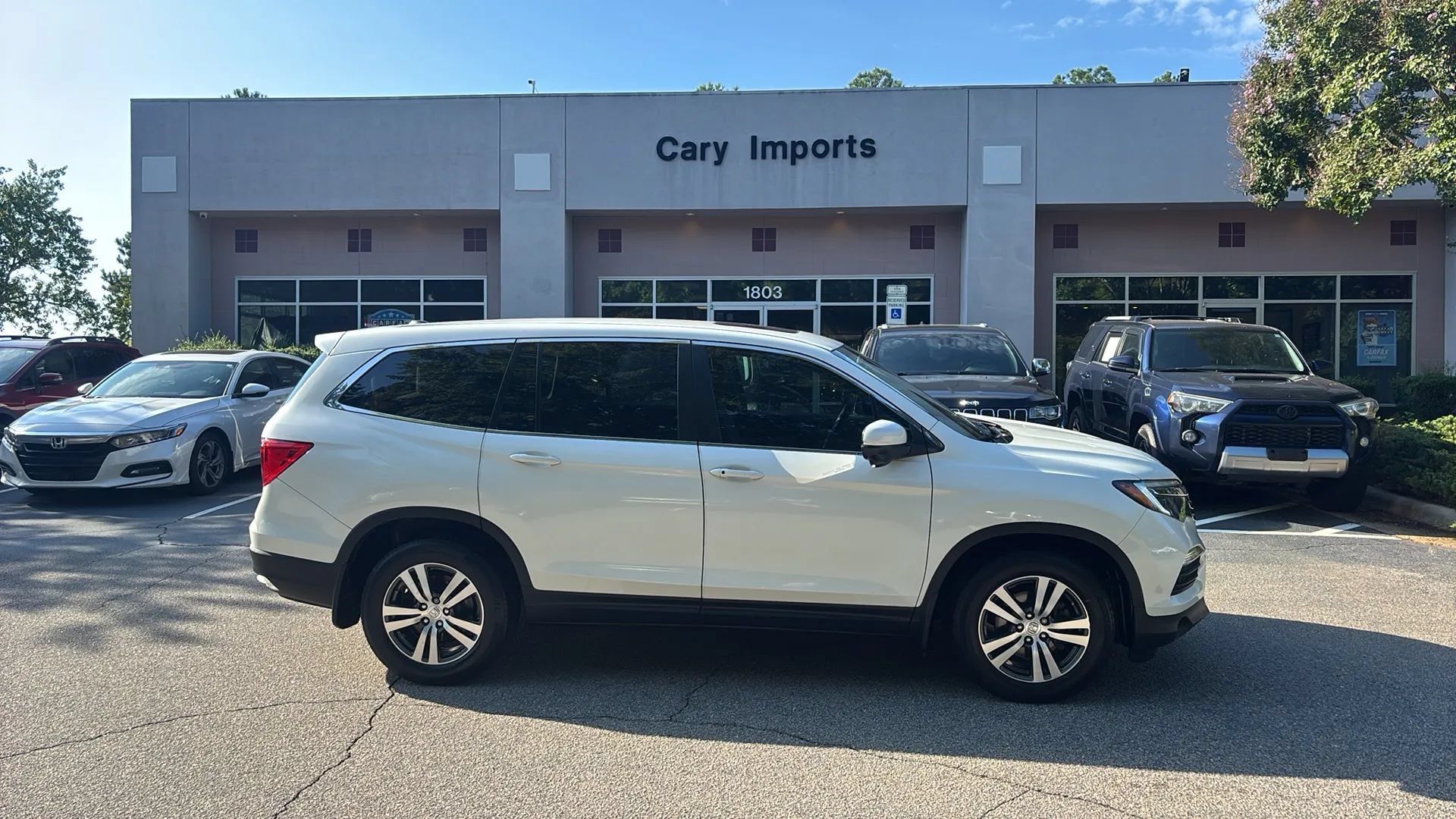 Used 2017 Honda Pilot EX-L image 4