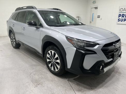 Used 2024 Subaru Outback Limited XT AWD/4WD image 2