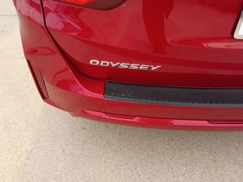 Used 2025 Honda Odyssey Sport-L image 12