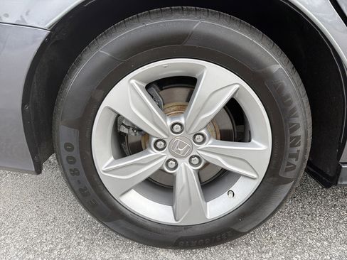 Used 2019 Honda Odyssey EX-L image 18