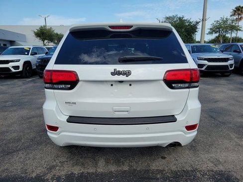 Used 2021 Jeep Grand Cherokee Laredo X RWD image 6
