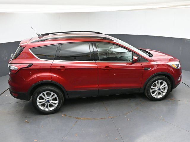 Used 2018 Ford Escape SE w/ SE Sync 3 Package AWD/4WD image 41