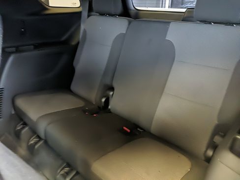 Used 2023 Chevrolet Traverse LT w/ LPO, Floor Liner Package image 16