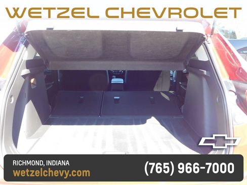 Used 2025 Chevrolet Trax LT w/ Driver Confidence Package FWD image 22