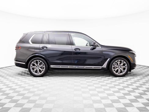 Used 2024 BMW X7 xDrive40i image 6