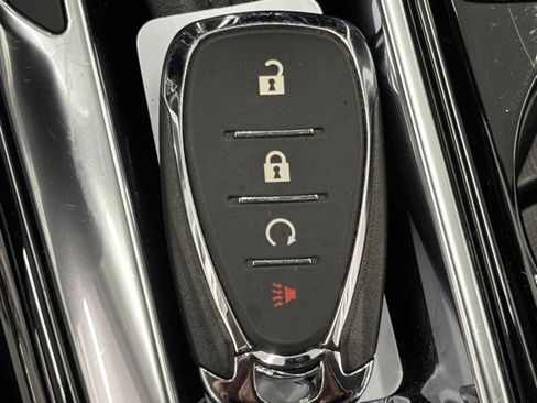 Used 2025 Chevrolet Trax LT image 27