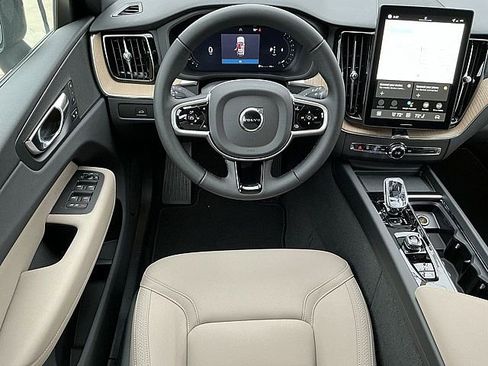 New 2026 Volvo XC60 B5 Plus w/ Climate Package image 5