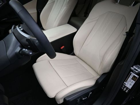 New 2026 BMW X3 xDrive30 w/ Premium Package AWD/4WD image 10