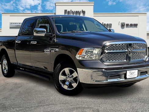 Used 2019 RAM 1500 Classic SLT image 11