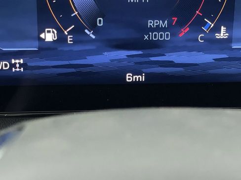 New 2026 Chevrolet Traverse LT w/ Sun and Wheel Package image 12