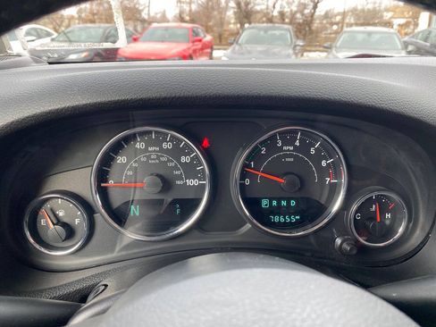 Used 2016 Jeep Wrangler Unlimited Sport w/ Quick Order Package 24S AWD/4WD image 17