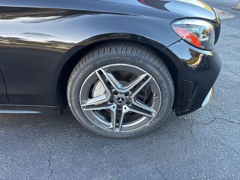 Used 2020 Mercedes-Benz C 300 4MATIC Sedan image 2