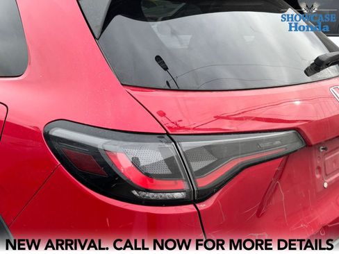 Used 2024 Honda HR-V Sport image 11