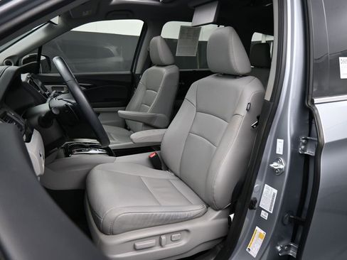 Used 2022 Honda Pilot Touring image 18