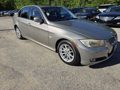 Used 2010 BMW 328i xDrive Sedan AWD/4WD image 8