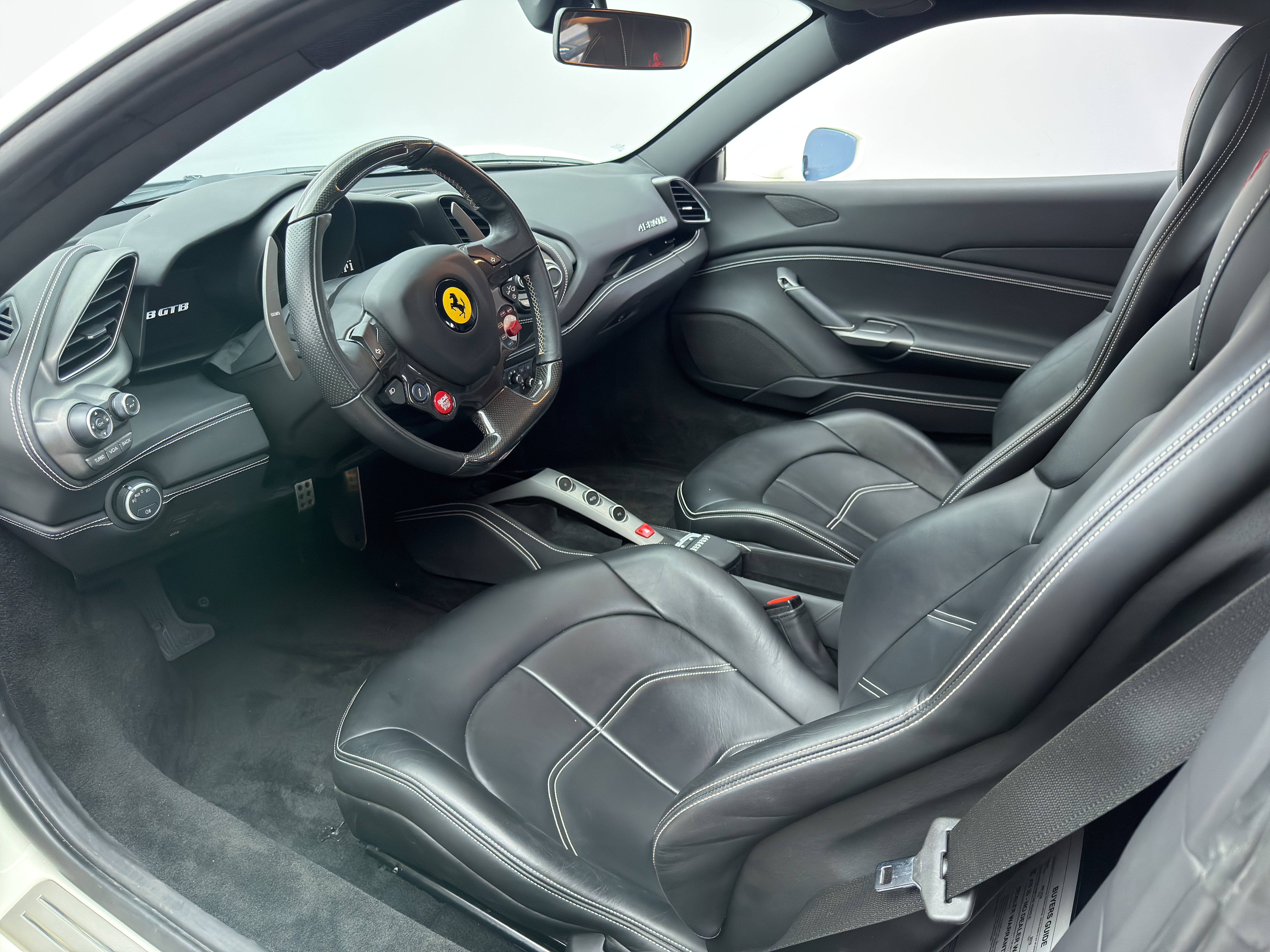 Used 2019 Ferrari 488 GTB RWD image 27