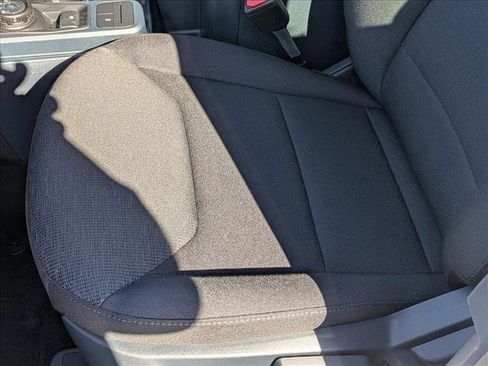 New 2025 Ford Maverick XL image 3