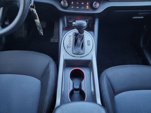 Used 2014 Kia Sportage LX image 19