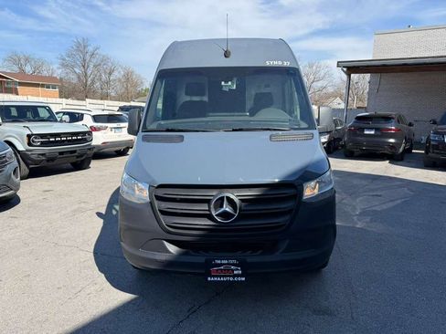 Used 2019 Mercedes-Benz Sprinter 170 image 3