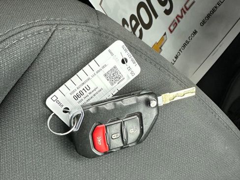 Used 2020 Jeep Wrangler Sport image 17