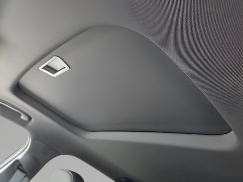 New 2026 Chevrolet Trax RS w/ Sunroof Package FWD image 20