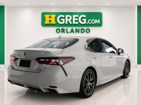 Used 2024 Toyota Camry SE w/ Audio Upgrade Package FWD image 6