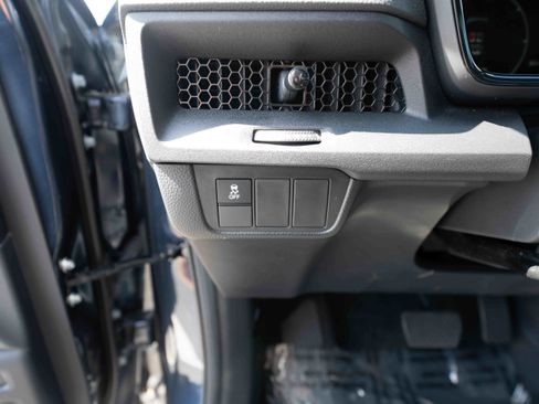Used 2025 Honda CR-V Sport image 11
