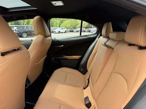 Used 2025 Lexus UX 300h AWD w/ Accessory Package (Z1) image 18