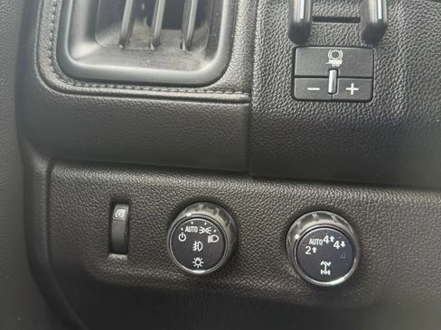 Used 2019 GMC Canyon SLE w/ Driver Alert Package AWD/4WD image 15