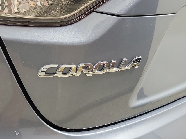 Used 2024 Toyota Corolla LE FWD image 9
