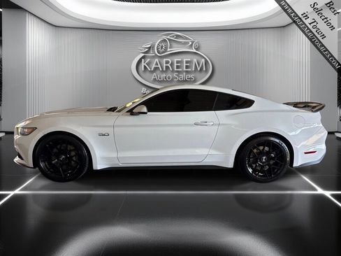 Used 2016 Ford Mustang GT Premium w/ Equipment Group 401A RWD image 8