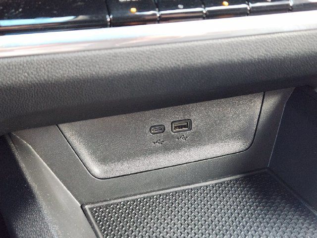 Used 2026 Chevrolet Equinox LT FWD image 23