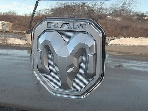 Used 2022 RAM 2500 Limited image 29