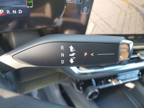 New 2026 Chevrolet Equinox EV LT image 24