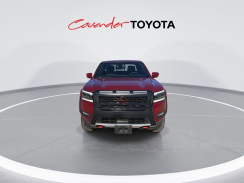 Used 2025 Nissan Frontier Pro-X image 3