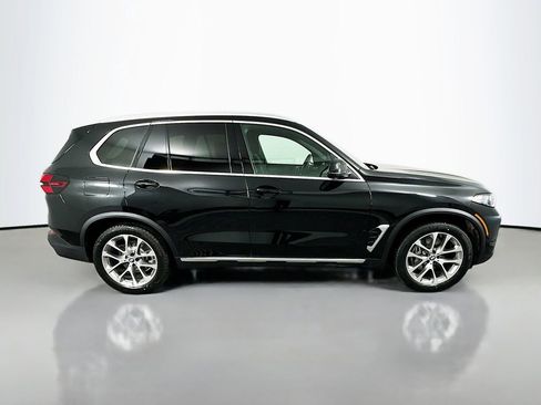 New 2026 BMW X5 xDrive40i w/ Climate Comfort Package image 4