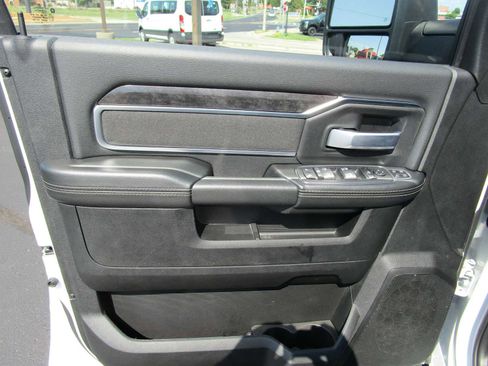 Certified 2024 RAM 2500 Big Horn w/ Night Edition image 19