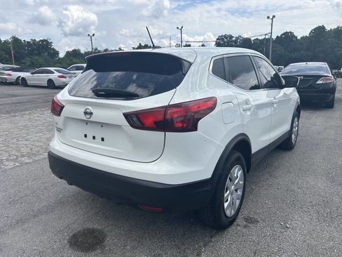 Used 2019 Nissan Rogue Sport S image 6
