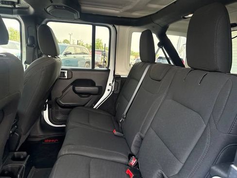 Used 2023 Jeep Wrangler Unlimited Sport AWD/4WD image 27