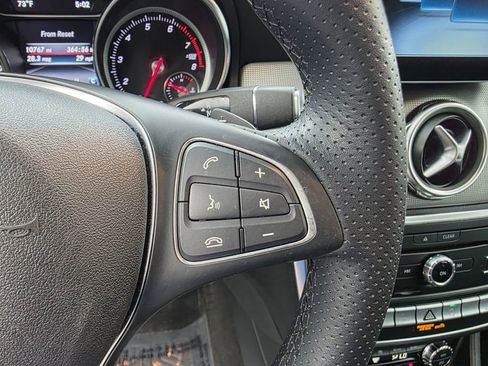 Used 2020 Mercedes-Benz GLA 250 image 19