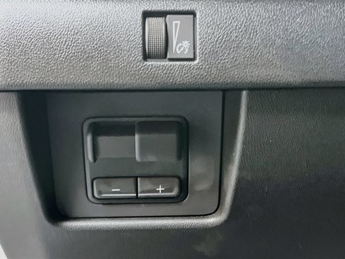 Used 2026 Chevrolet Colorado Trail Boss AWD/4WD image 10