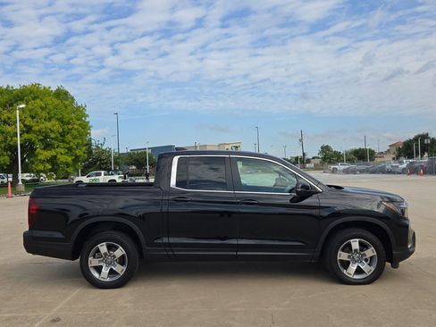 Used 2025 Honda Ridgeline RTL image 2