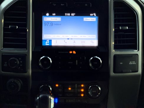 Used 2019 Ford F150 Lariat image 17