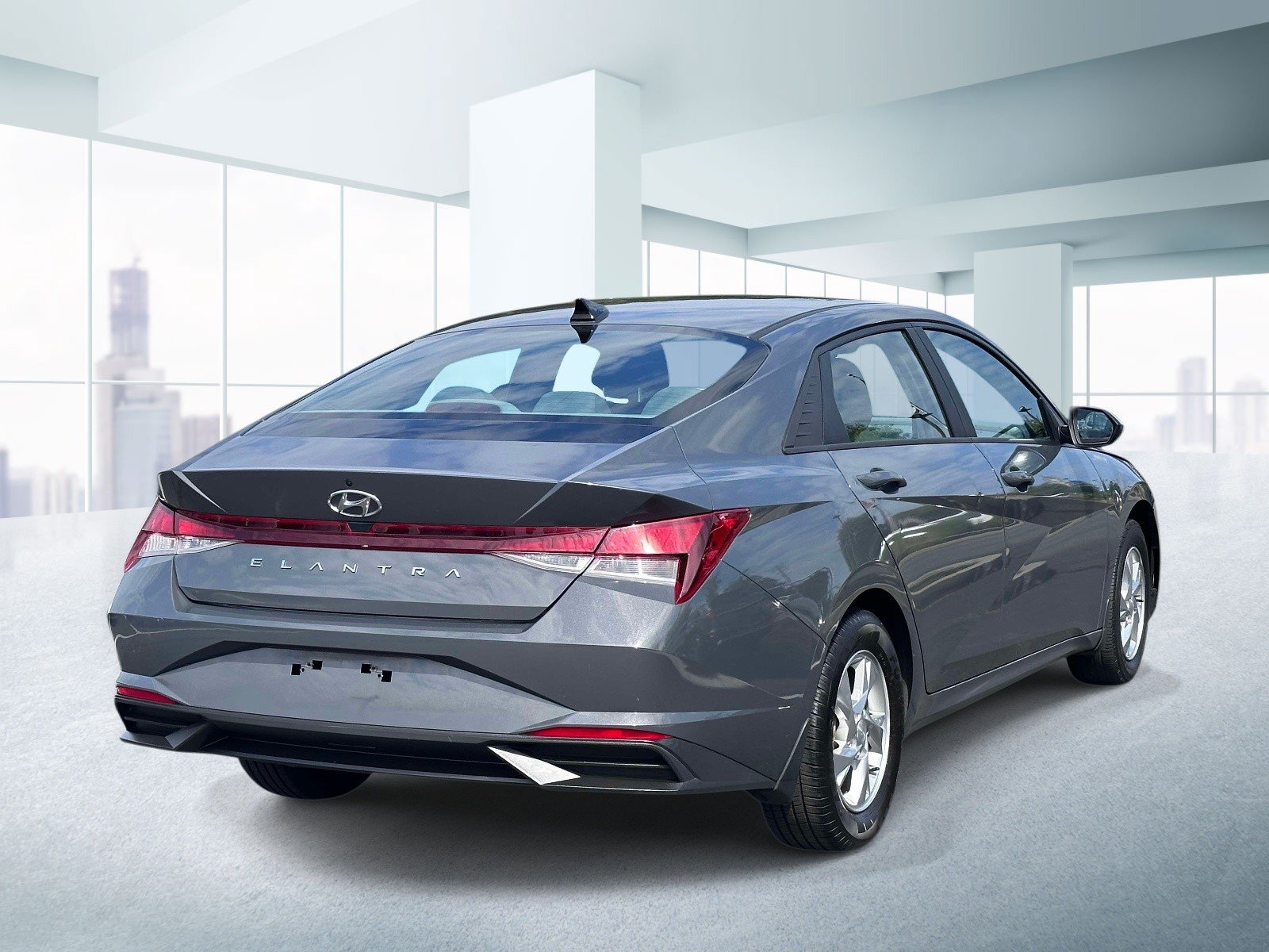 Used 2023 Hyundai Elantra SE FWD image 4